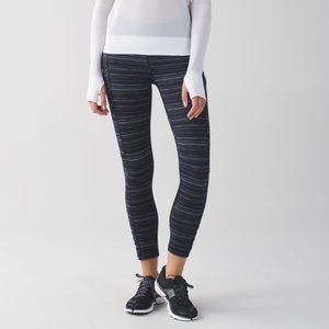 Lululemon Speed Crop Blue Black Size 6